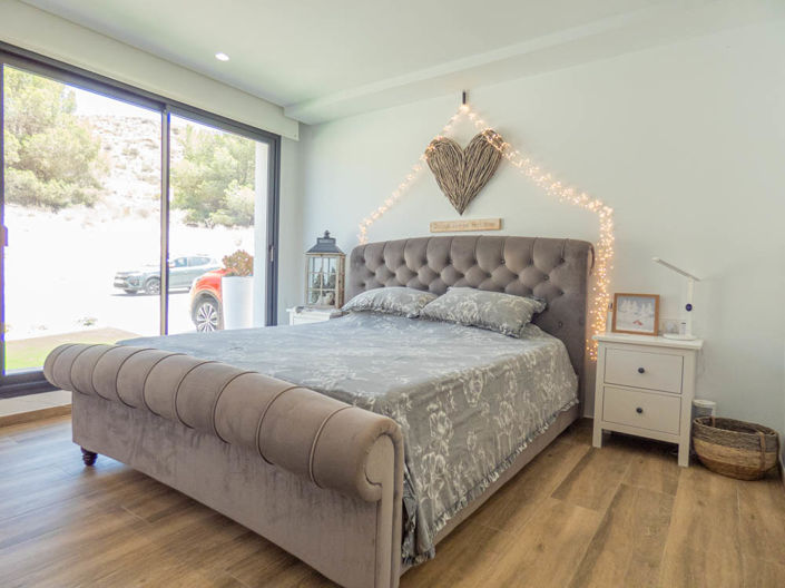 Image No.20-6 Bed Villa for sale