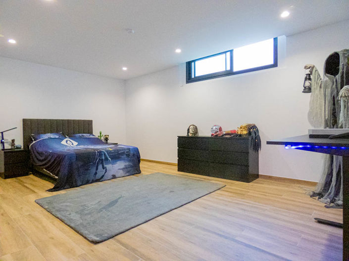 Image No.39-6 Bed Villa for sale