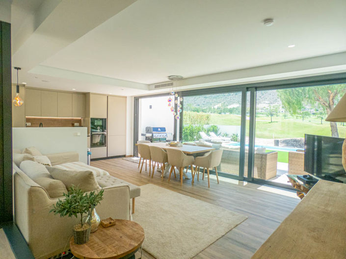 Image No.5-6 Bed Villa for sale