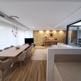 7825amazingmodernresalevillaforsale1703251355