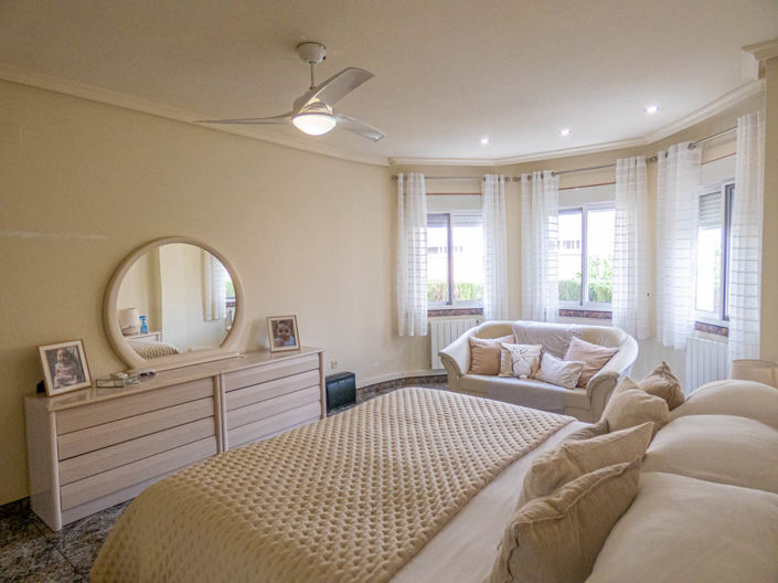 Image No.19-6 Bed Villa for sale