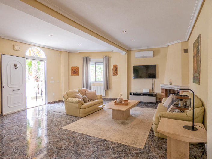 Image No.26-6 Bed Villa for sale