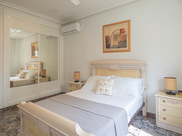 Image No.34-6 Bed Villa for sale