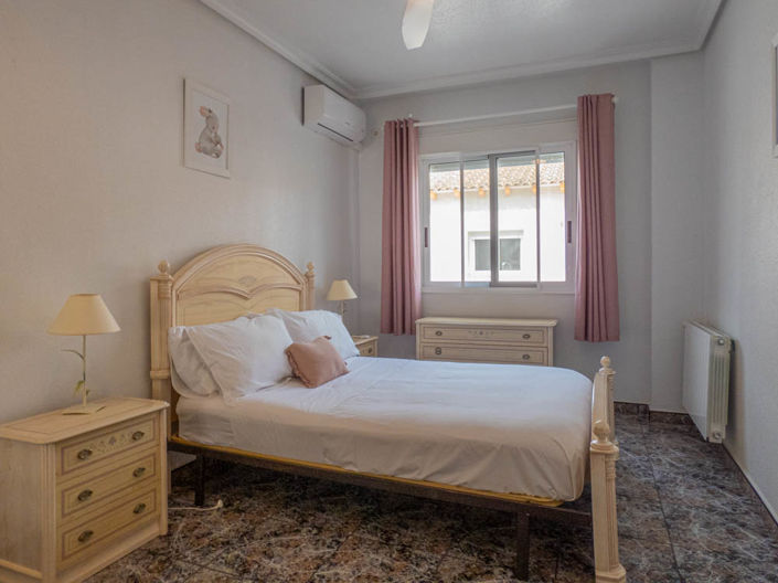 Image No.39-6 Bed Villa for sale