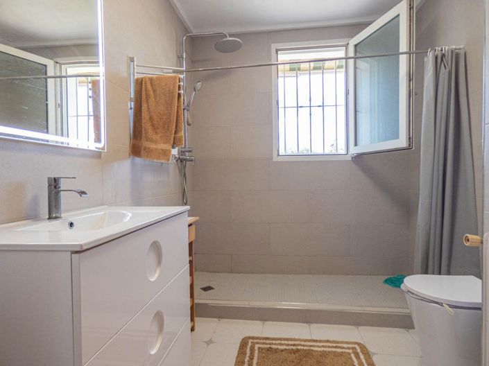 Image No.19-7 Bed Villa for sale