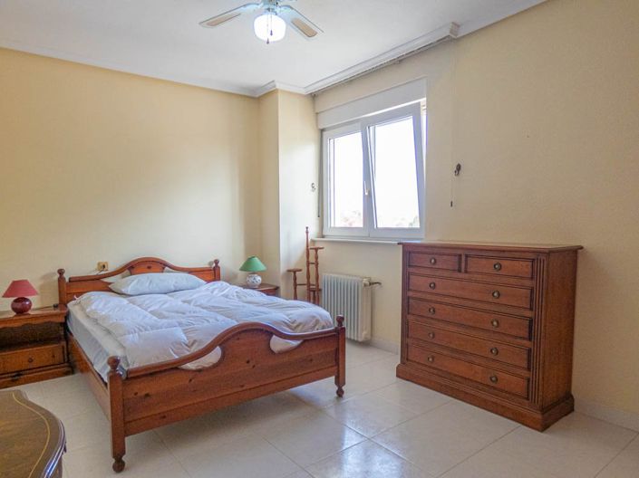 Image No.23-7 Bed Villa for sale