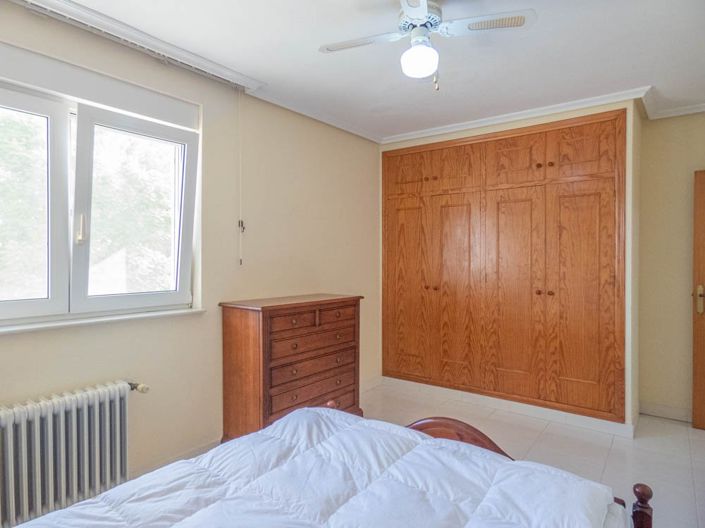 Image No.24-7 Bed Villa for sale
