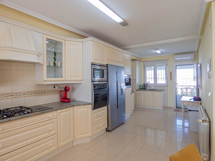 Image No.7-7 Bed Villa for sale