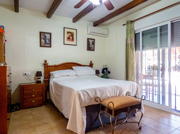 Image No.13-3 Bed Villa for sale