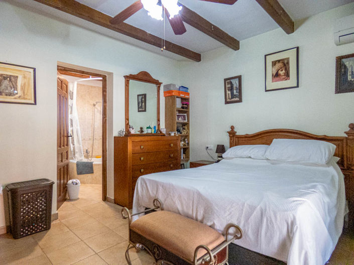 Image No.14-3 Bed Villa for sale