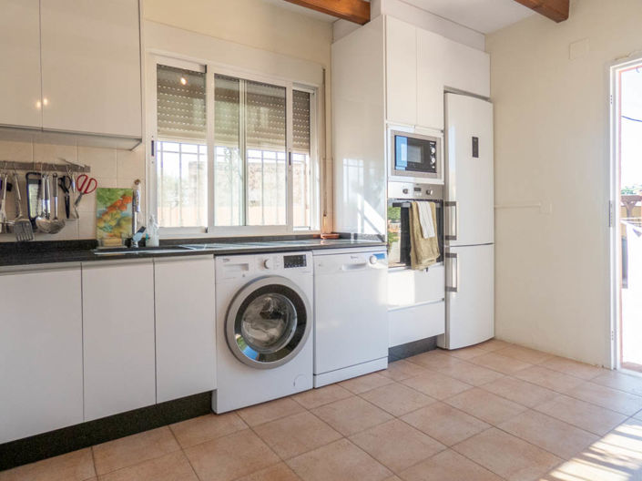 Image No.3-3 Bed Villa for sale