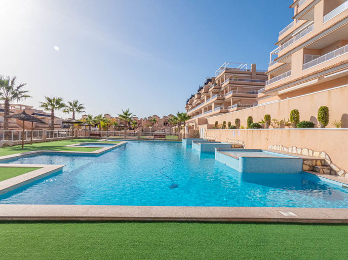 Image No.28-2 Bed Apartment for sale