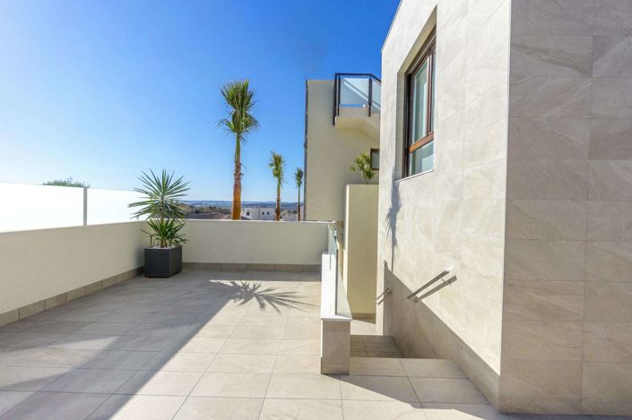 Image No.30-3 Bed Villa for sale