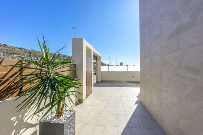 Image No.31-3 Bed Villa for sale