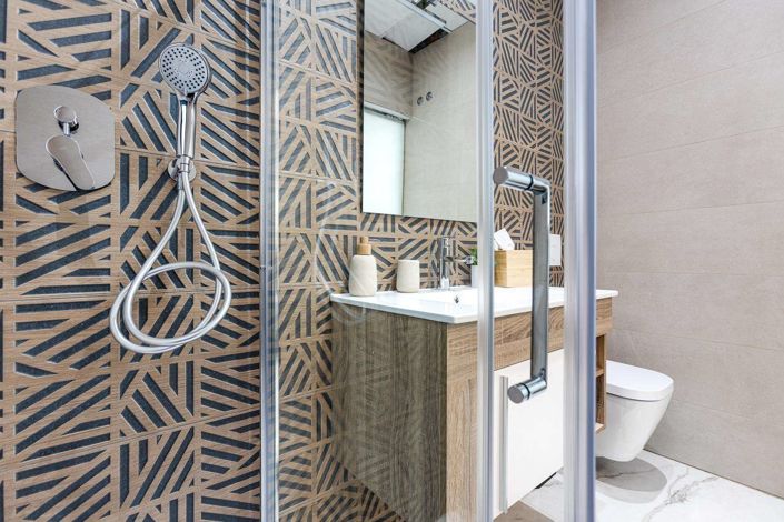 Image No.26-2 Bed Bungalow for sale