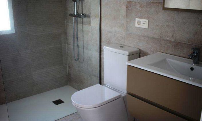 Image No.5-3 Bed Villa for sale