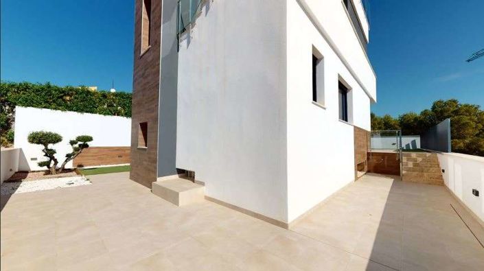 Image No.30-3 Bed Villa for sale