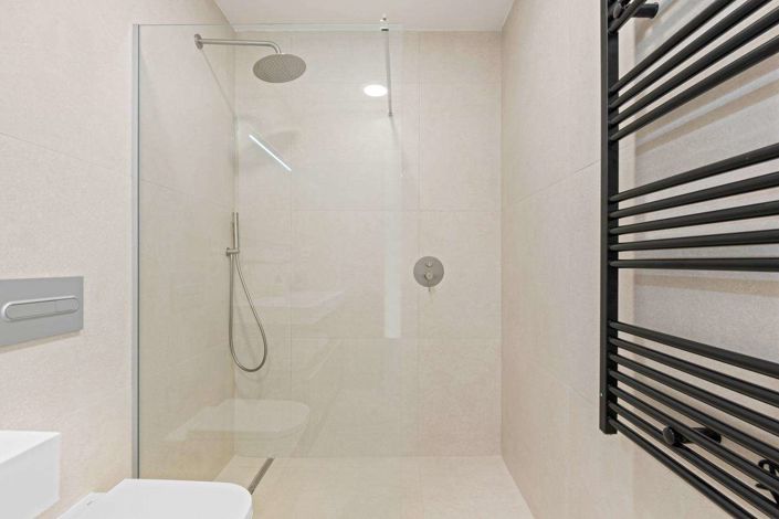 Image No.34-3 Bed Townhouse for sale