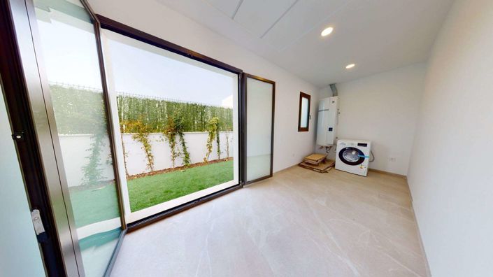 Image No.20-3 Bed Villa for sale