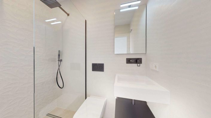 Image No.27-3 Bed Villa for sale