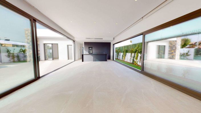 Image No.6-3 Bed Villa for sale