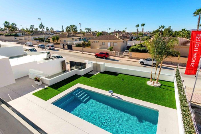 Image No.32-3 Bed Villa for sale