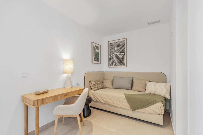 Image No.32-3 Bed Apartment for sale