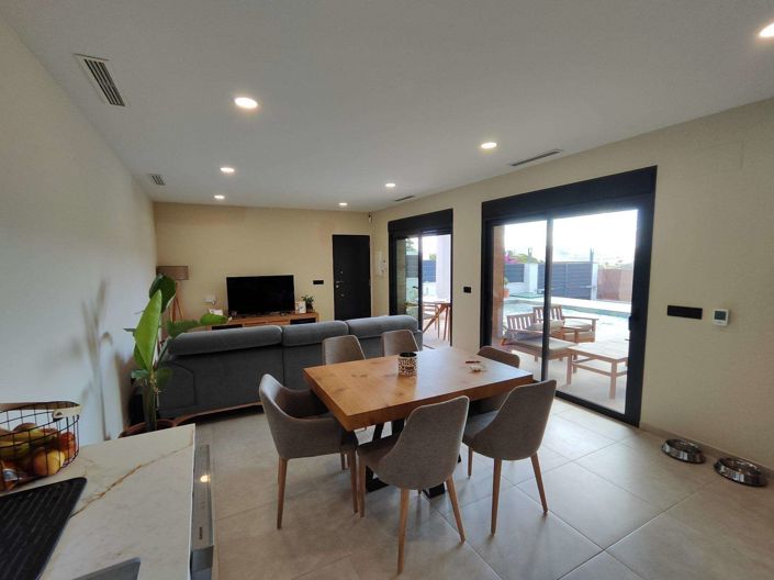 Image No.26-3 Bed Villa for sale