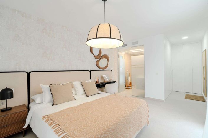Image No.24-3 Bed Semi-Detached for sale