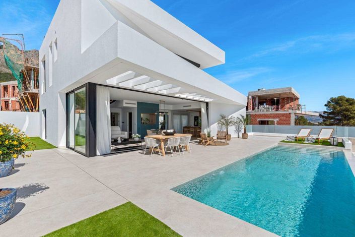 Image No.12-3 Bed Villa for sale