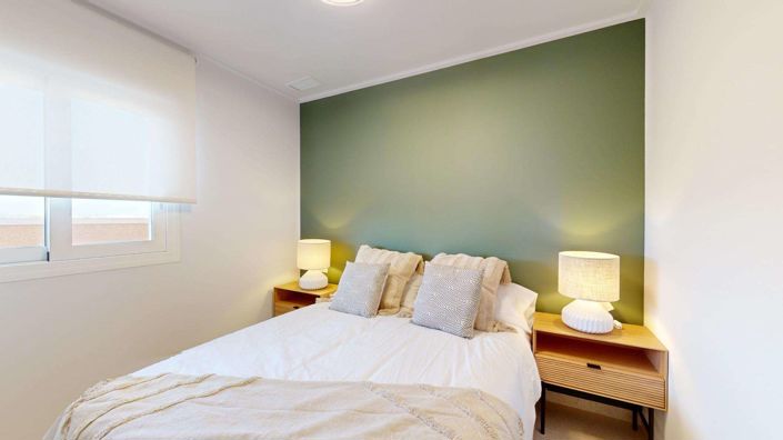 Image No.20-3 Bed Apartment for sale