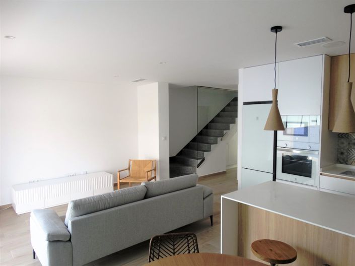 Image No.1-3 Bed Villa for sale