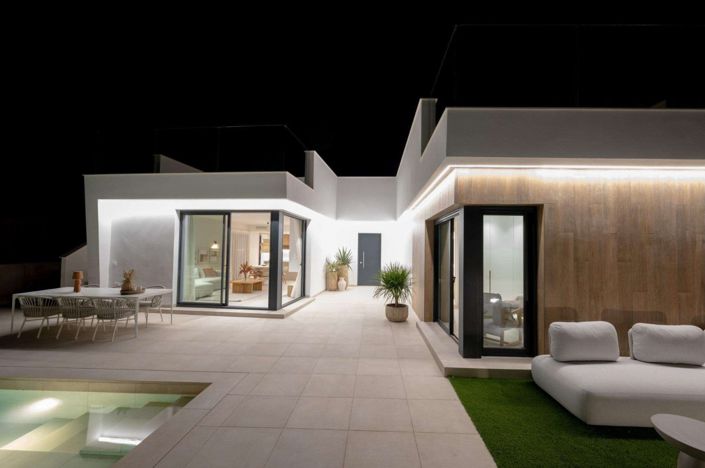 Image No.27-3 Bed Villa for sale