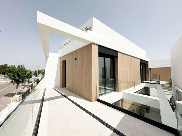 Image No.31-3 Bed Villa for sale