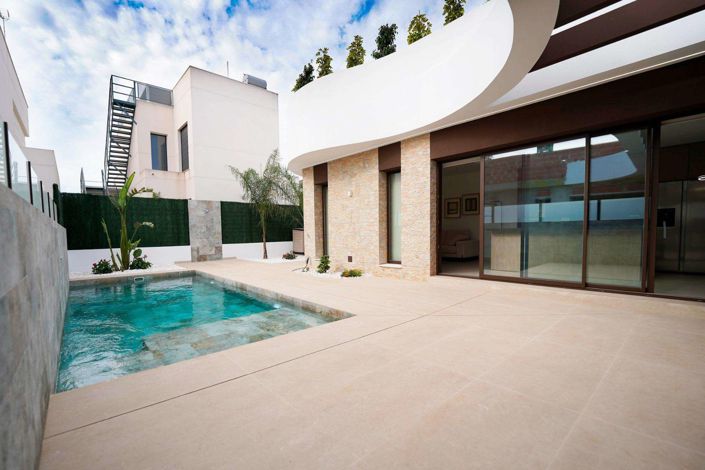 Image No.6-3 Bed Semi-Detached for sale