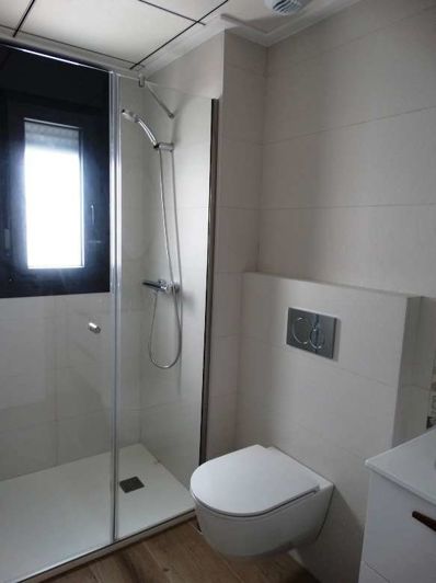 Image No.16-3 Bed Semi-Detached for sale