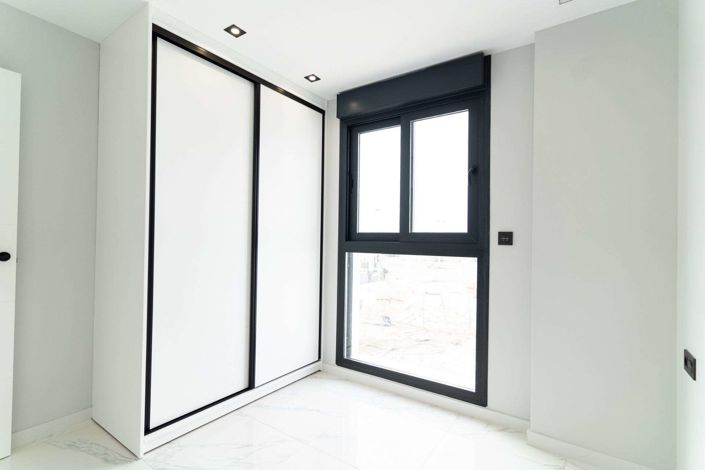 Image No.33-4 Bed Villa for sale