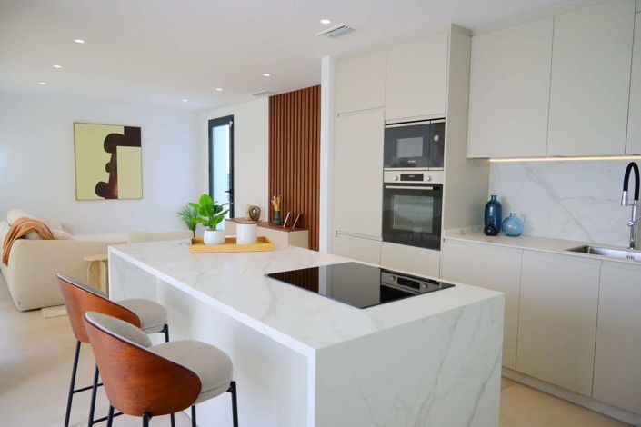 Image No.19-3 Bed Semi-Detached for sale