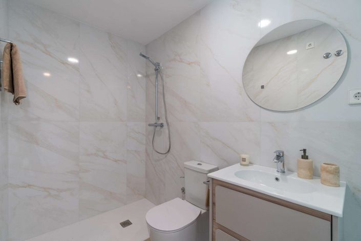 Image No.26-4 Bed Apartment for sale