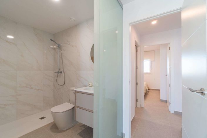 Image No.27-4 Bed Apartment for sale