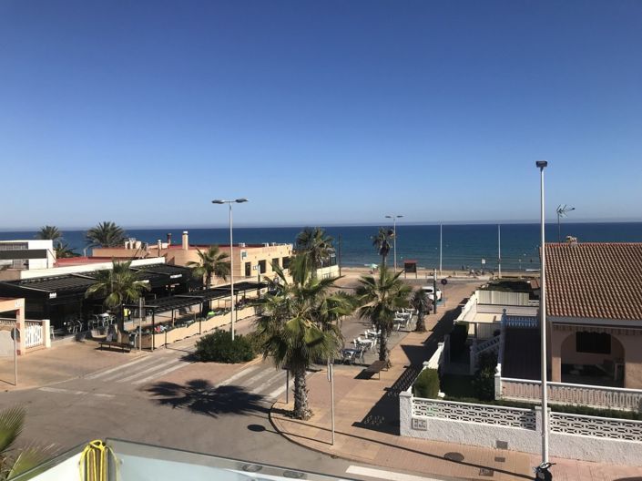 Image No.1-4 Bed Villa for sale