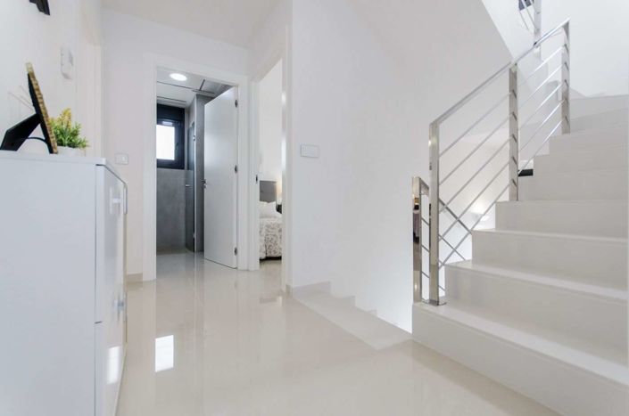 Image No.15-4 Bed Villa for sale