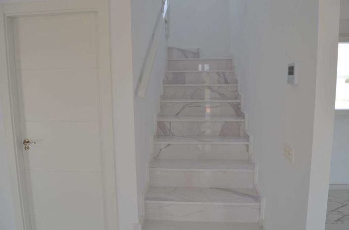 Image No.29-4 Bed Villa for sale