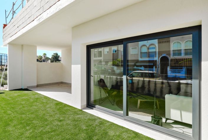 Image No.1-Bungalow de 2 chambres à vendre à Torrevieja