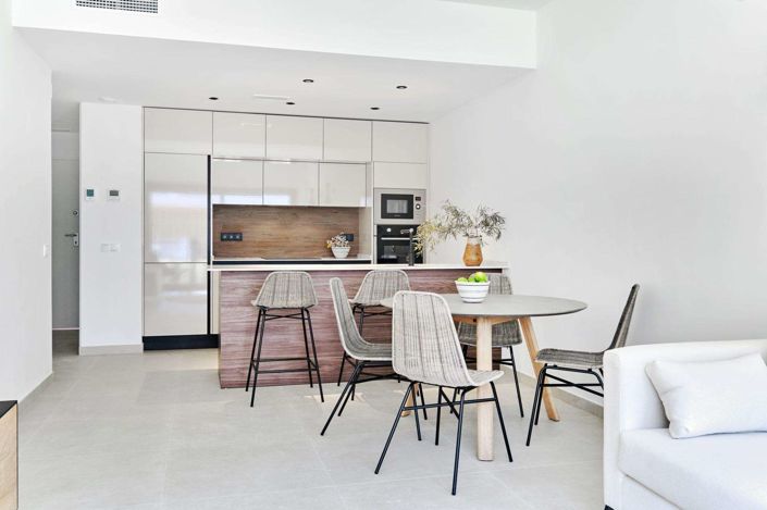 Image No.10-2 Bed Apartment for sale