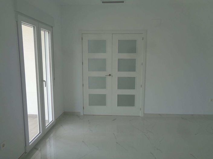 Image No.25-4 Bed Villa for sale