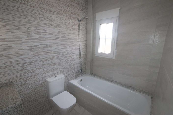 Image No.30-Villa de 4 chambres à vendre à Pinoso