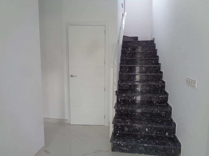 Image No.41-4 Bed Villa for sale