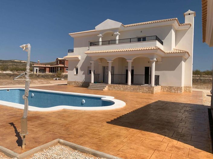 Image No.48-4 Bed Villa for sale