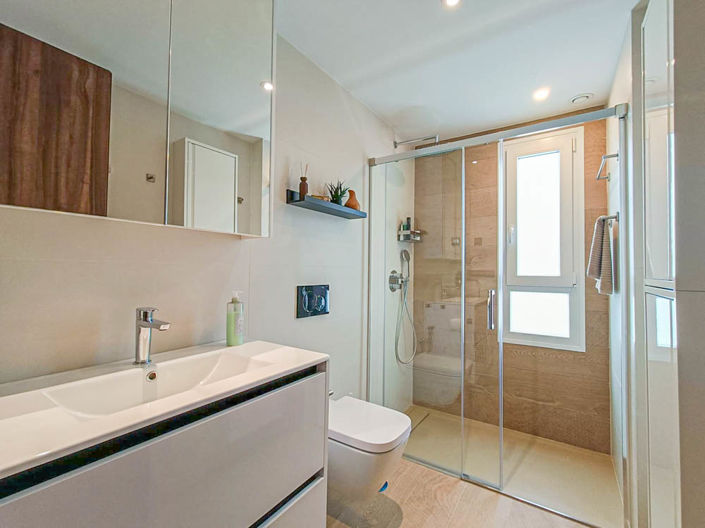 Image No.15-3 Bed Apartment for sale